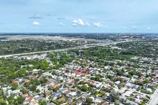 1000 W Lakewood Rd, West Palm Beach, FL 33405 - Photo 4