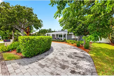 916 SW 36th Court, Boynton Beach, FL 33435 - Photo 4