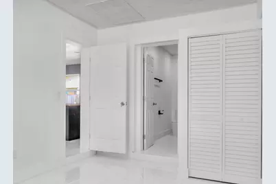 915 SW 3rd Street, Boynton Beach, FL 33435 - Photo 10