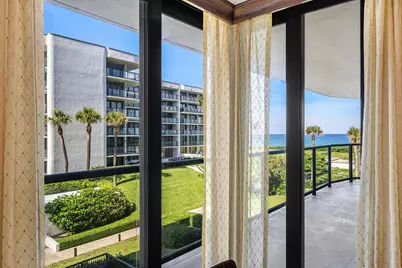 3440 S Ocean Boulevard #304, Palm Beach, FL 33480 - Photo 8