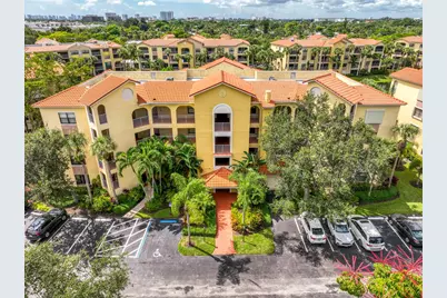 800 Uno Lago Drive #105, Juno Beach, FL 33408 - Photo 2
