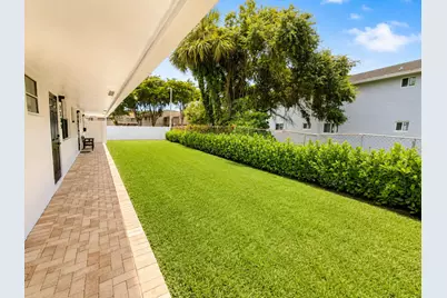 2235 NW 57th Avenue, Lauderhill, FL 33313 - Photo 16