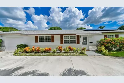 428 Alemeda Drive, Palm Springs, FL 33461 - Photo 2