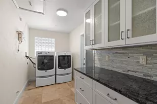 930 SE 10th Ct, Pompano Beach, FL 33060 - Photo 22