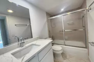 3025 Newcastle B, Boca Raton, FL 33434 - Photo 14