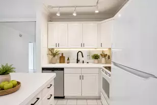 1407 NE 56th St, Fort Lauderdale, FL 33334 - Photo 6