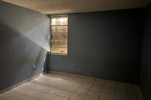 1900 W 68th St, Hialeah, FL 33014 - Photo 6