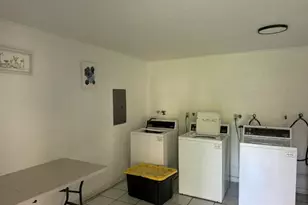 1900 W 68th St, Hialeah, FL 33014 - Photo 10