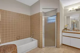 2156 Amesbury Cir, Wellington, FL 33414 - Photo 24