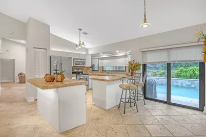 2156 Amesbury Circle, Wellington, FL 33414 - Photo 24