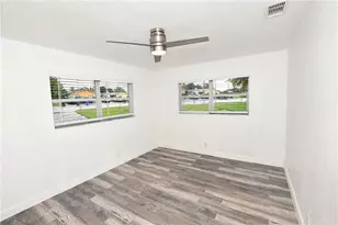 270 NW 43rd St, Oakland Park, FL 33309 - Photo 10