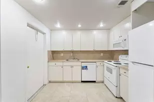 632 NW 13th St, Boca Raton, FL 33486 - Photo 6