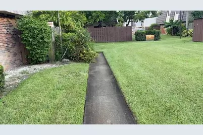 1600 Forest Lakes Circle #A, West Palm Beach, FL 33406 - Photo 28