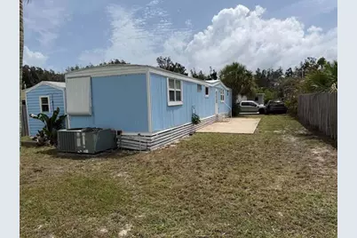 8364 SE Sandy Lane, Hobe Sound, FL 33455 - Photo 4