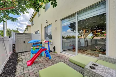 3008 N Evergreen Circle, Boynton Beach, FL 33426 - Photo 22