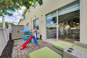 3008 N Evergreen Cir, Boynton Beach, FL 33426 - Photo 22