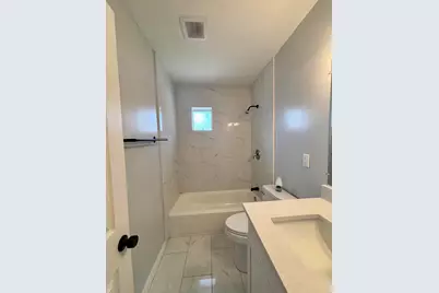 35 W 11th Street, Riviera Beach, FL 33404 - Photo 8