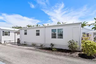 13 Hibiscus Dr, Briny Breezes, FL 33435 - Photo 2