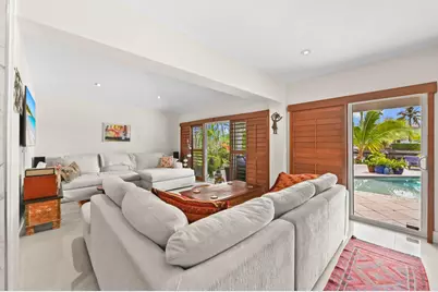 1513 NE 28th Drive, Wilton Manors, FL 33334 - Photo 12