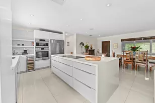 1513 NE 28th Dr, Wilton Manors, FL 33334 - Photo 42