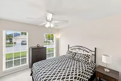 228 SW Lake Forest Way, Port Saint Lucie, FL 34986 - Photo 18
