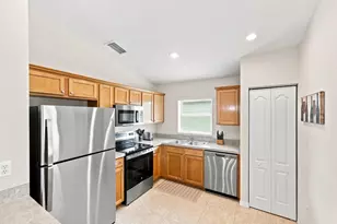 228 SW Lake Forest Way, Port Saint Lucie, FL 34986 - Photo 8