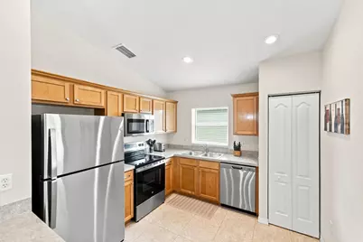 228 SW Lake Forest Way, Port Saint Lucie, FL 34986 - Photo 8