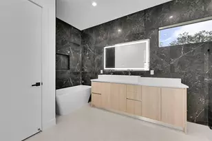 656 NW 21st St, Fort Lauderdale, FL 33311 - Photo 16