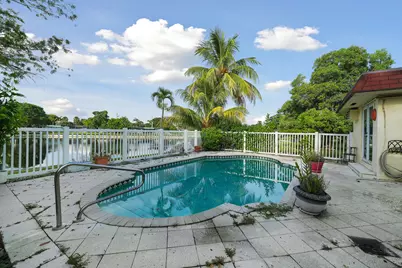 6311 NW 72nd Avenue, Tamarac, FL 33321 - Photo 32