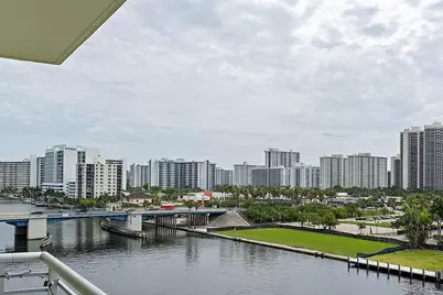 2900 NE 30th Street #Apt 8j, Fort Lauderdale, FL 33306 - Photo 2