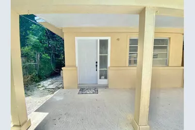 660 NE 34th Court #3, Oakland Park, FL 33334 - Photo 1