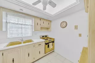 2680 Emory Dr E, West Palm Beach, FL 33415 - Photo 6