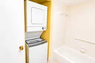 1400 SW 124th Terrace, Pembroke Pines, FL 33027 - Photo 6