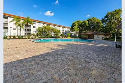 1400 SW 124th Terrace #105Q, Pembroke Pines, FL 33027 - Photo 24