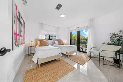 2925 NE 1st Avenue, Wilton Manors, FL 33334 - Photo 32