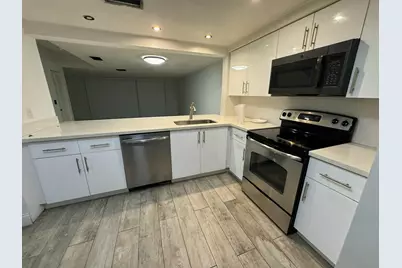 4617 NW 90th Avenue, Sunrise, FL 33351 - Photo 14