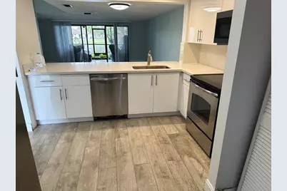 4617 NW 90th Avenue, Sunrise, FL 33351 - Photo 4