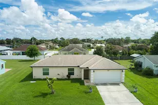 538 SW Prado Ave, Port Saint Lucie, FL 34983 - Photo 1