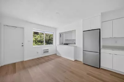 60 NW 79th Street #32, Miami, FL 33150 - Photo 4