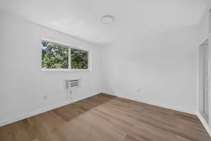 60 NW 79th St, Miami, FL 33150 - Photo 10
