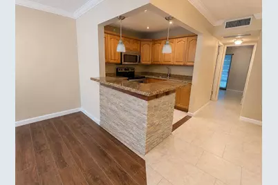 3100 Springdale Boulevard #308, Palm Springs, FL 33461 - Photo 6