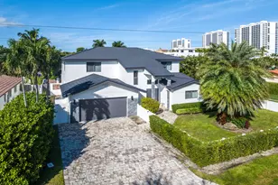 811 SE 31st St, Boca Raton, FL 33432 - Photo 1