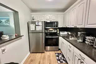 302 Mansfield H, Boca Raton, FL 33434 - Photo 2