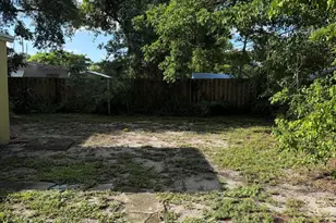 429 SW 22nd Terrace, Fort Lauderdale, FL 33312 - Photo 18