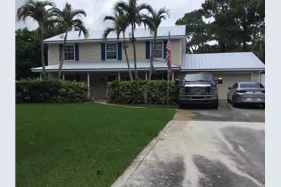 330 NE Town Terrace, Jensen Beach, FL 34957 - Photo 1