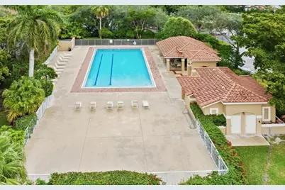 1370 Cottonwood Circle #18-3, Weston, FL 33326 - Photo 30
