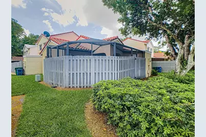 1370 Cottonwood Circle #18-3, Weston, FL 33326 - Photo 24