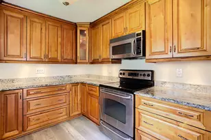 1370 Cottonwood Cir, Weston, FL 33326 - Photo 8