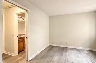 1370 Cottonwood Cir, Weston, FL 33326 - Photo 22