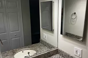 1370 Cottonwood Cir, Weston, FL 33326 - Photo 18